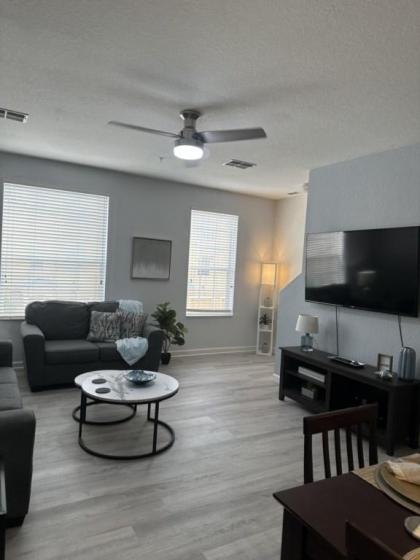 New 2 bed Townhome: SERENITY at Your Vista Cay near all theme parks and convention center  - image 21