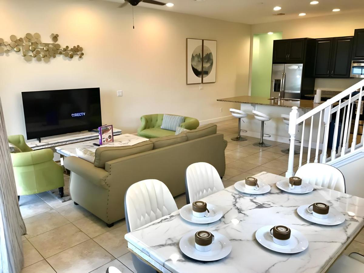 Captiva Family Resort Nice 5 Br Sleep 10  Pool - image 6