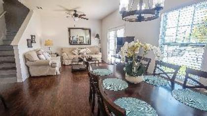 Star 3 Br Sleeps 6 Community Pool Close To Disney - image 13