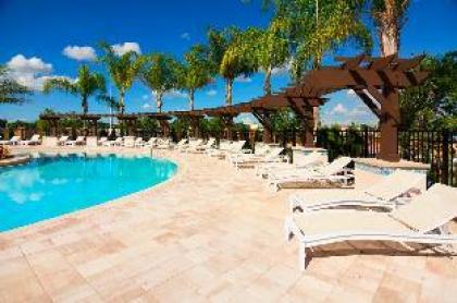 Star 3 Br Sleeps 6 Community Pool Close To Disney - image 3