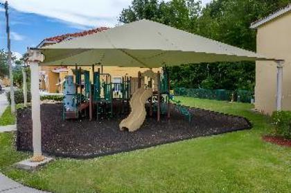 Park Cute 3BR TH in Gated Resort Community - image 8