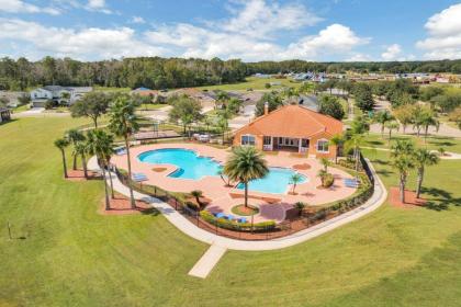 Tourmaline Lovely 5 BR  Sleeps 10  Pool Lake View - image 17