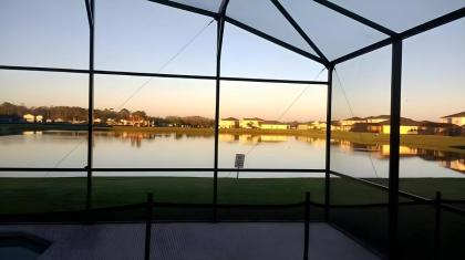 Tourmaline Lovely 5 BR  Sleeps 10  Pool Lake View - image 7