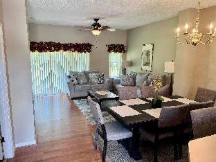 Crystal 3 BR TH Gated Resort 10 Minutes to Disney - image 10
