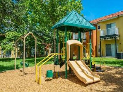 Crystal 3 BR TH Gated Resort 10 Minutes to Disney - image 8