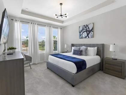 Opulence Modern 6BR Villa Near Disney Pool Gated - image 9