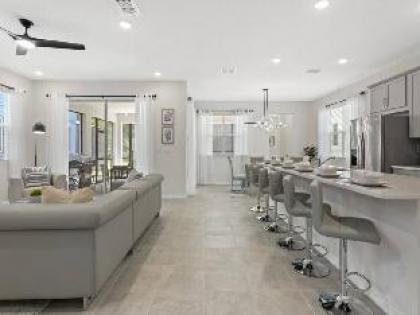 Opulence Modern 6BR Villa Near Disney Pool Gated - image 5