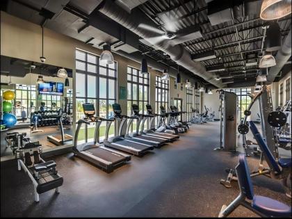Opulence Modern 6BR Villa Near Disney Pool Gated - image 8