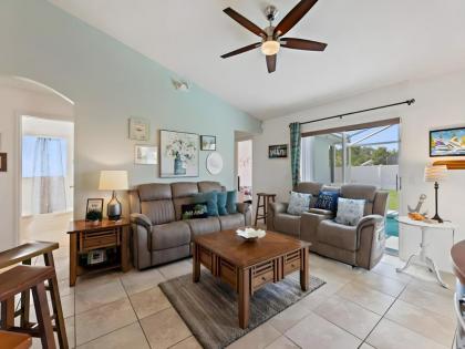 Cove Beautiful 4 Bedroom  with Pool for Family - image 12