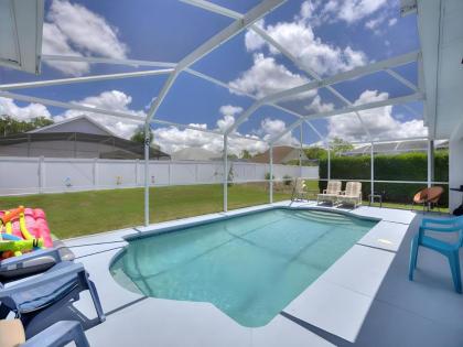 Cove Beautiful 4 Bedroom  with Pool for Family - image 18