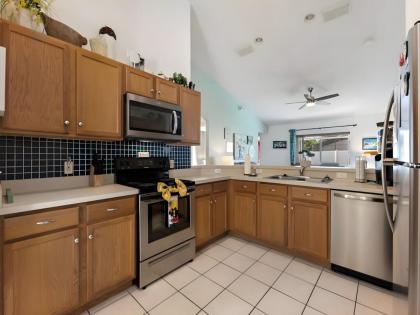 Cove Beautiful 4 Bedroom  with Pool for Family - image 19