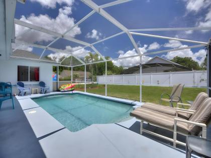 Cove Beautiful 4 Bedroom  with Pool for Family - image 6