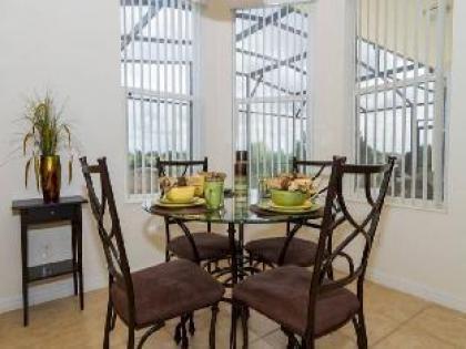 Viola Large 5BR Pool Home in Gated Resort
