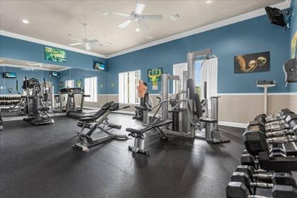 Viola Large 5BR Pool Home in Gated Resort - image 18