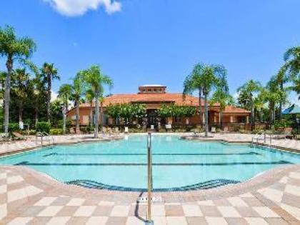 Viola Large 5BR Pool Home in Gated Resort - image 2