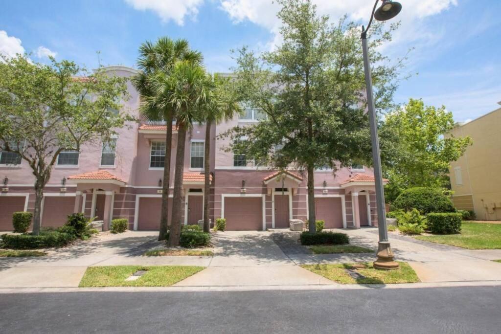 Vista Cay Casa Bonita. Near Parks and Conventions - main image
