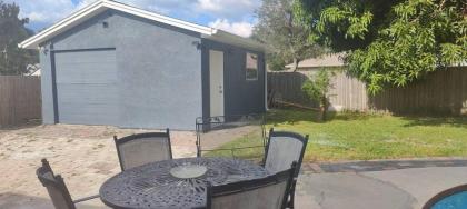GUEST HOUSE IN DR PHILLIPS - image 14