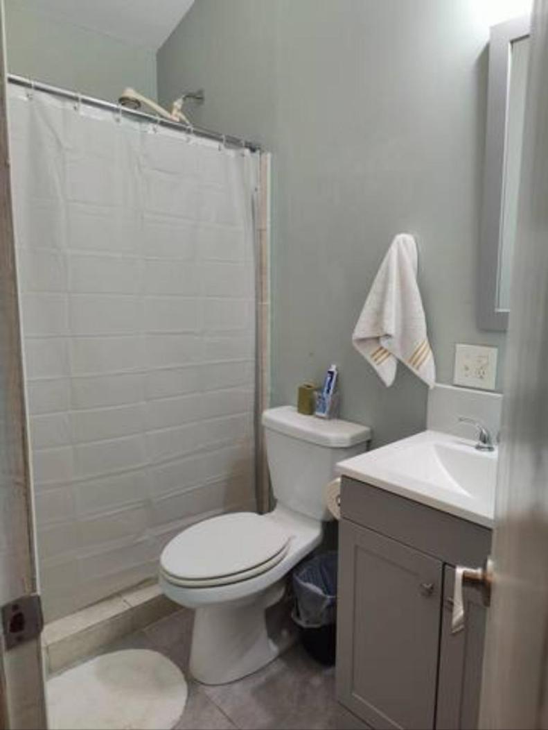 GUEST HOUSE IN DR PHILLIPS - image 4