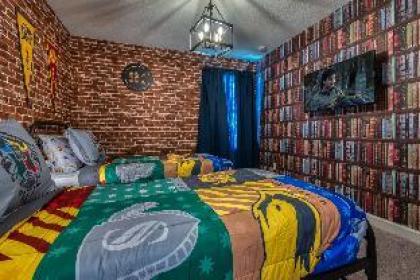 New villa with Harry Potter and Mickey bedrooms - image 8
