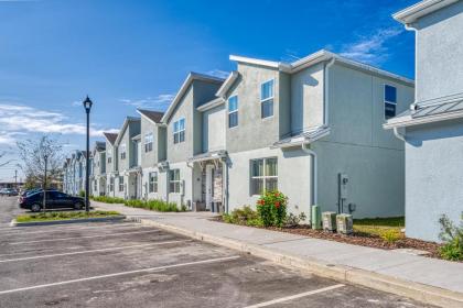 Formosa Valley by UNE Homes