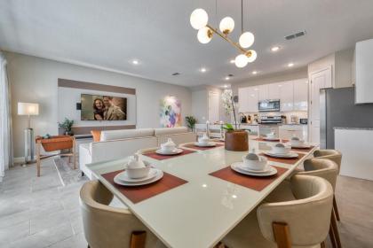 Formosa Valley by UNE Homes - image 13