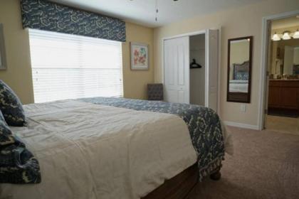 Cozy 4BR Home Private Pool Great Stay - image 3