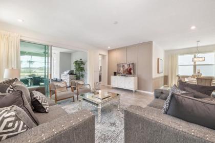 Stunning 7BR Retreat Private Pool Perfect Location! - image 20