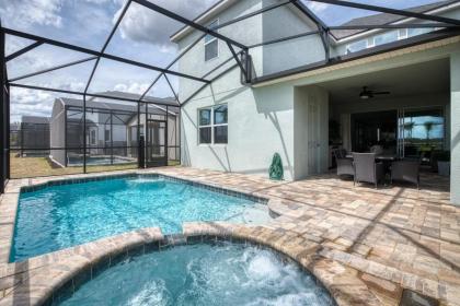 Stunning 7BR Retreat Private Pool Perfect Location! - image 3