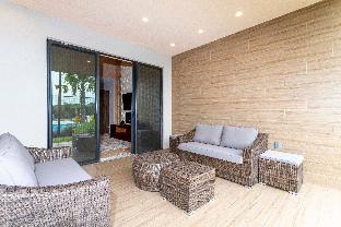 Accessible 4Bd Close to Disney @ Magic Village 7581 - image 7