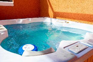 Amazing Three Bedrooms w Spa/Jacuzzi close Disney @ Encantada 3012 - image 3