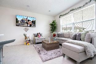 Cozy 3Bd Close to Disney at Enclaves 983 - image 6