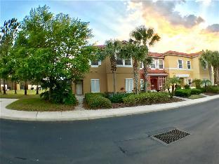 Encantada Resort 4 Bedrooms near Disney in Orlando FL 3050 - image 2