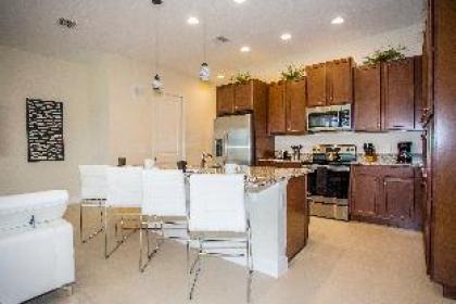 Fabulous Vacation Home  w/ Screened Pool Close To Disney 146 - image 15