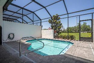 Fabulous Vacation Home  w/ Screened Pool Close To Disney 146 - image 3