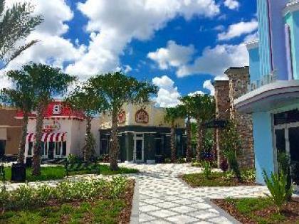 Fabulous Vacation Home  w/ Screened Pool Close To Disney 146 - image 4