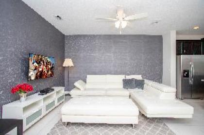 Family Friendly 4Bd with Pool @ Solara Resort 1517 - image 12