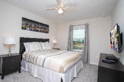 Family Friendly 4Bd with Pool @ Solara Resort 1517 - image 19