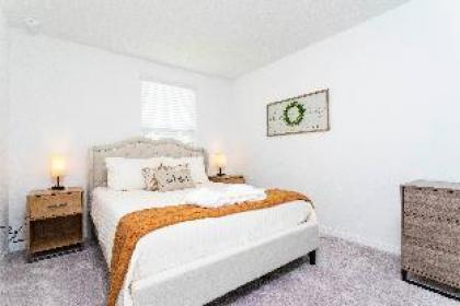 Gorgeous 3Bd Close to Disney @ Enclaves at Festival 1613 - image 7