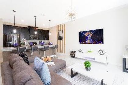 Gorgeous 4 Bd w/ Pool at Champions Gate Resort 1020 - image 10