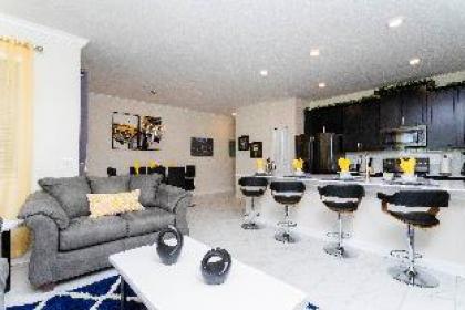 Gorgeous 4Bd w/ Pool @ Champions Gate 1196 - image 11