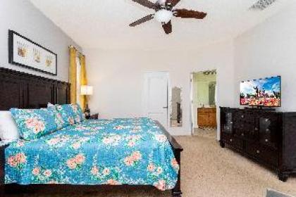 Gorgeous 4Bd with Pool @ 4072 Solterra Resort - image 11