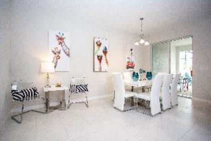 Gorgeous 4Bd w/ Pool Close to Disney @ Solara 1551 Orlando Florida