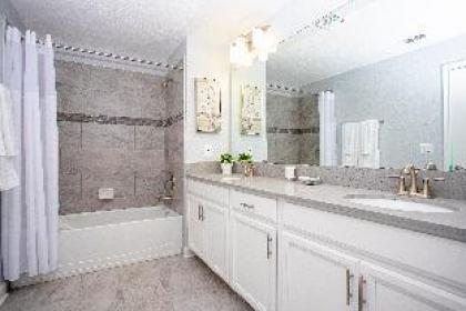 Luxurious 5 Bedroom w/ Pool Close to Disney 9017 @ChampionsGateResort - image 12