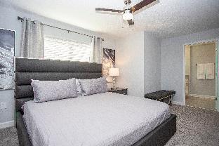 Luxurious 5 Bedroom w/ Pool Close to Disney 9017 @ChampionsGateResort - image 6