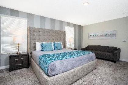 Luxurious Single Family Home w Pool Close to Disney 1568M - image 8