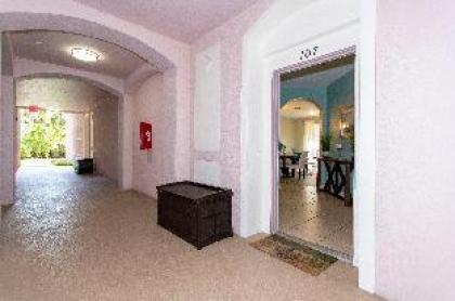 Magnificent 2 Bedroom Apartment Vista Cay Resort 107 - image 12