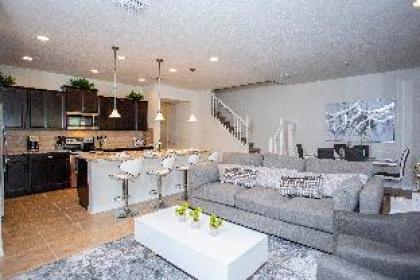 Luxury 5 Bedroom w/ Private Pool Close to Disney 8875 - image 12