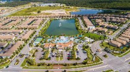 Luxury 5 Bedroom w/ Private Pool Close to Disney 8875 - image 2