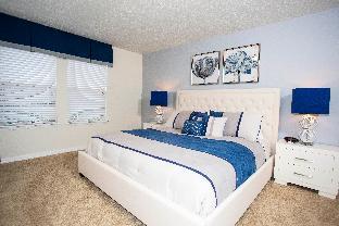 Luxury 5 Bedroom w/ Private Pool Close to Disney 8875 - image 4