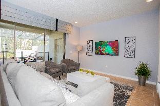 Luxury 5 Bedroom w/ Private Pool Close to Disney 8875 - image 5
